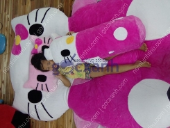 Nệm - gối ôm Hello Kitty - Công Ty TNHH Sản Xuất Thương Mại Dịch Vụ Góc Xanh